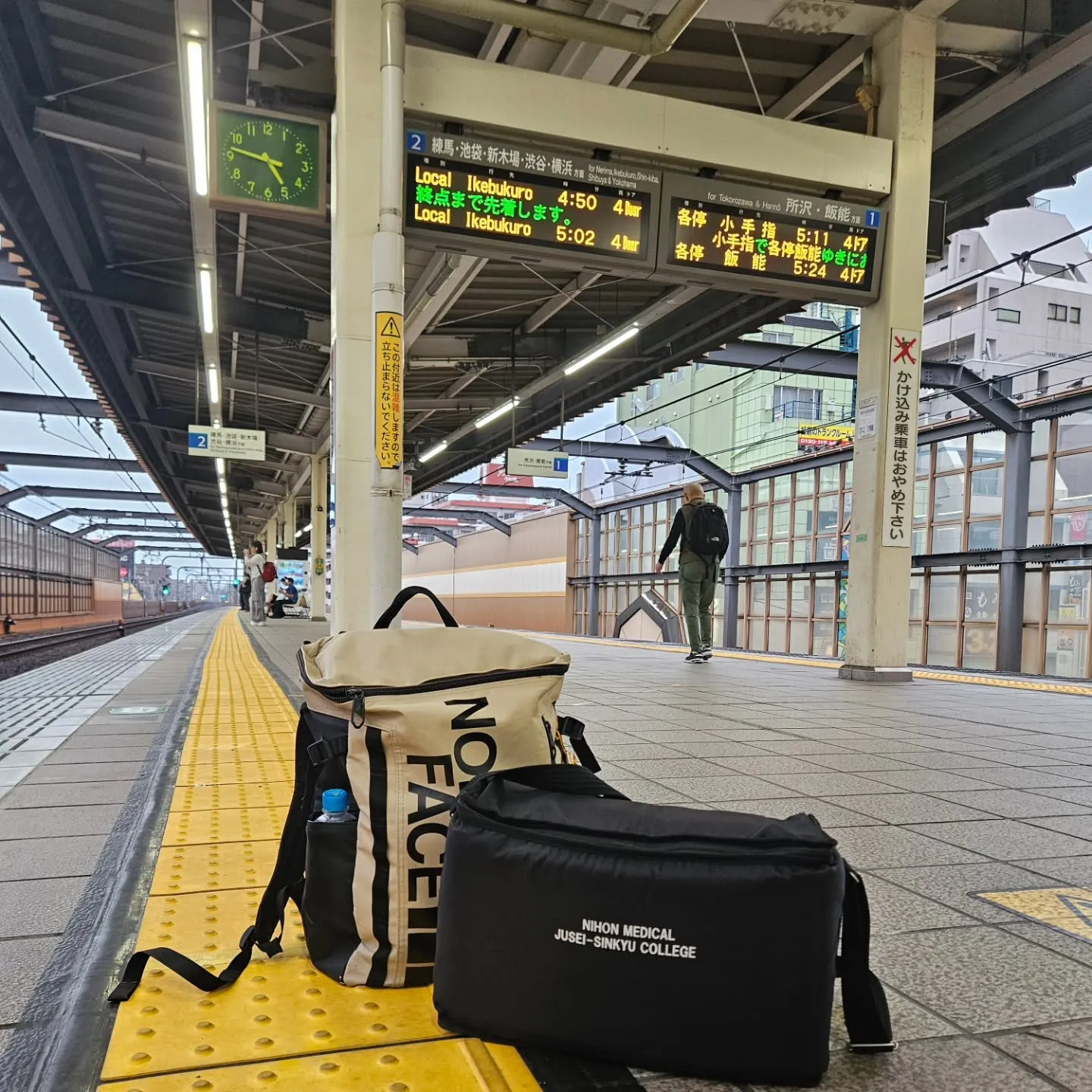 アメフト帯同